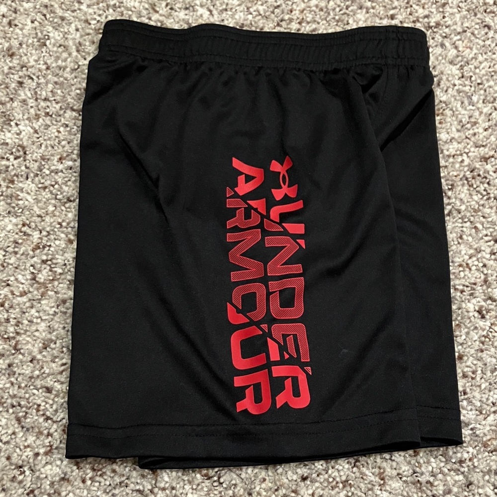 Under Armour Black Athletic Shorts with Red Vertical Logo Boys Size 6